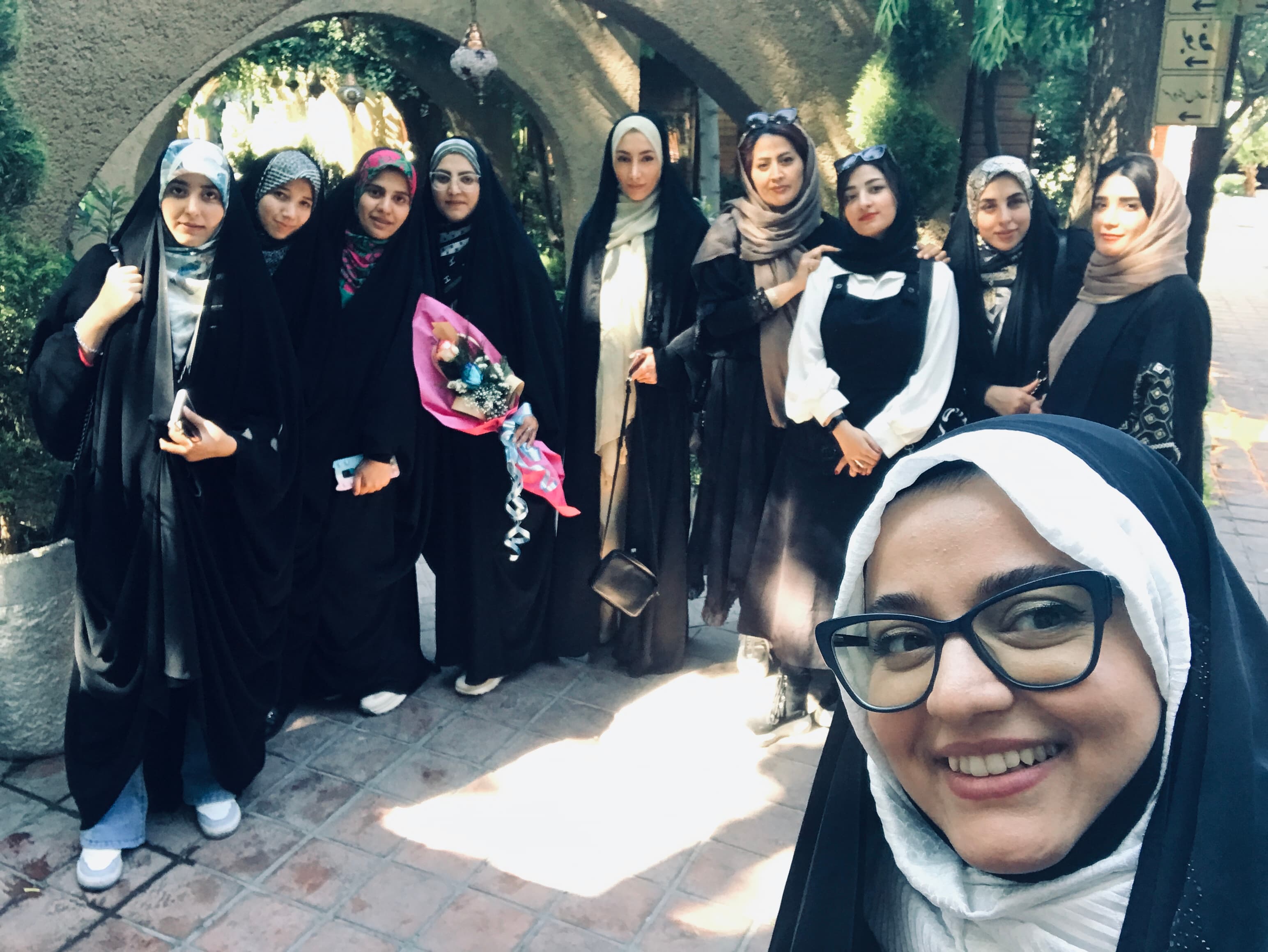 آموزشگاه زبان کارا